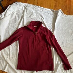 Women’s Fjal Raven sweatshirt